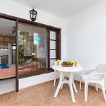 شقة Lilas (adults Only) بويرتو ذيل كارمين