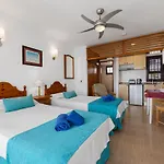 شقة Lilas (adults Only) بويرتو ذيل كارمين